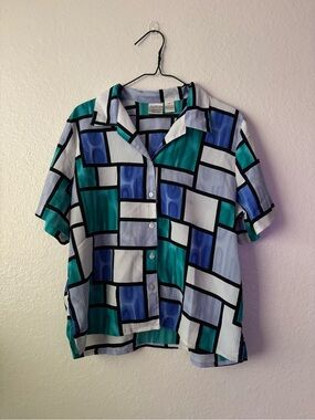Allison Daley Teal, Blue & White Geometric Short-Sleeve Button Shirt